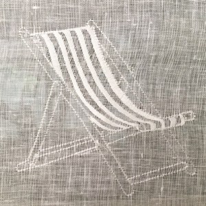 Brise-vue-lin-blanc-brodé-chaise-longue-zoom